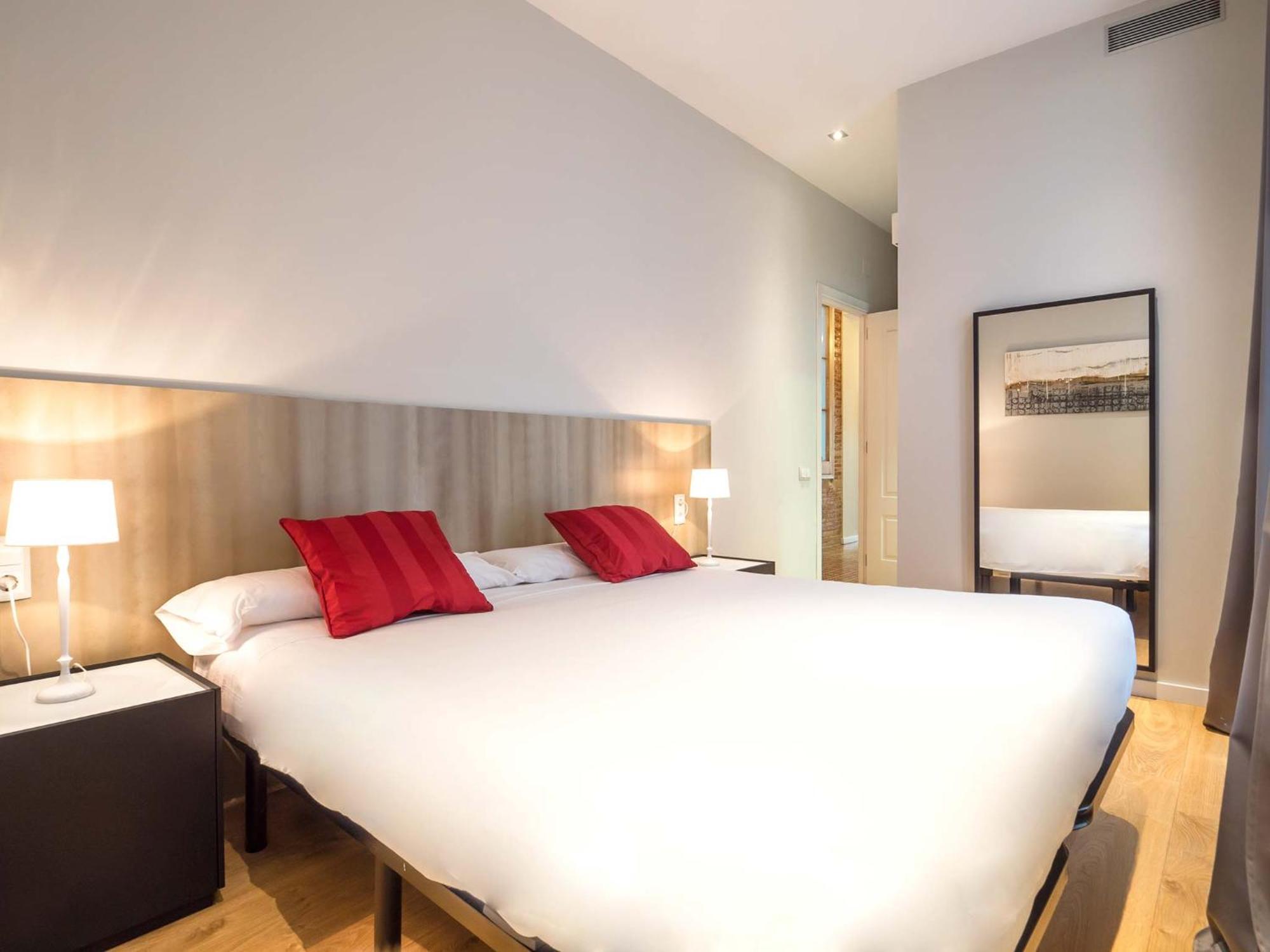 ברצלונה Rent Top Apartments Rambla Catalunya מראה חיצוני תמונה